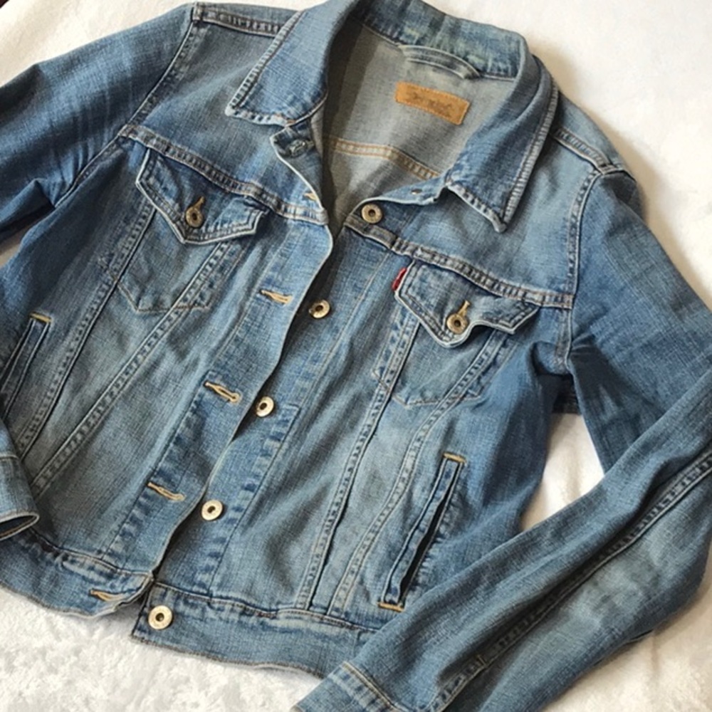 Levi’s Jean Jacket. Sz. L